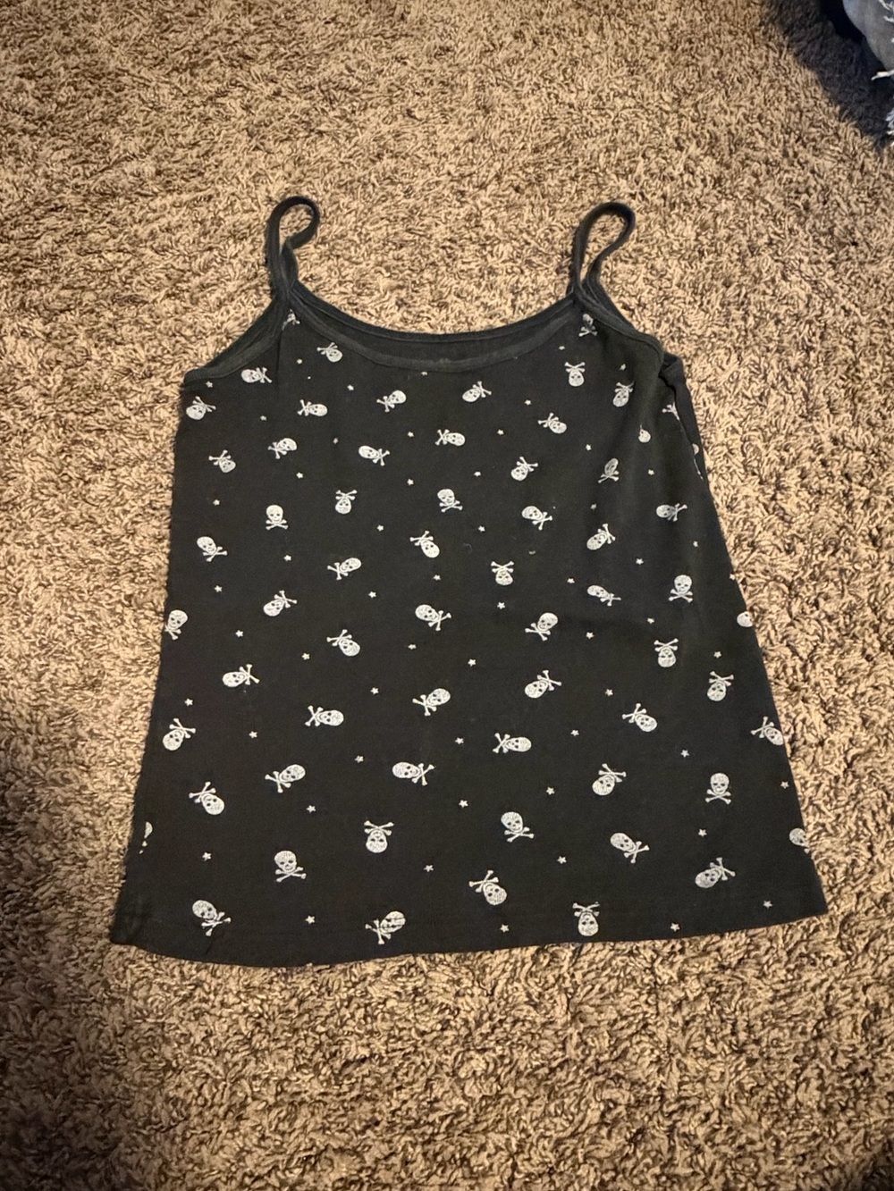 Brandy Melville black skull tank